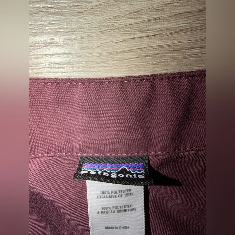 Patagonia Women’s Burgundy Skorts Size 8 - Picture 4 of 8